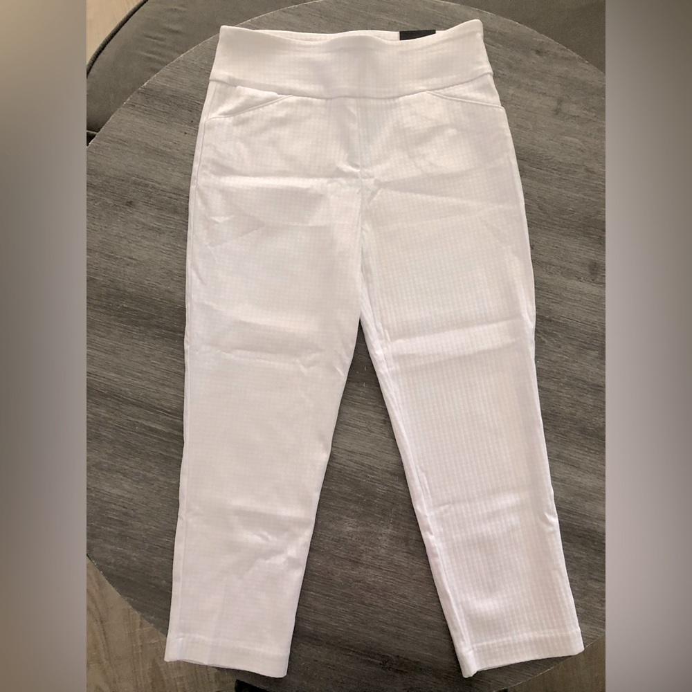 White capri pants